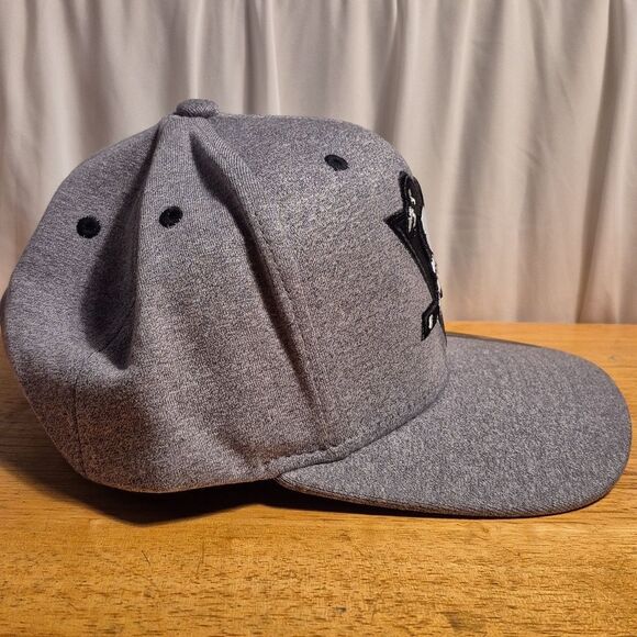 Adidas Pittsburgh Penguins Snapback Hat - New - Picture 5 of 8